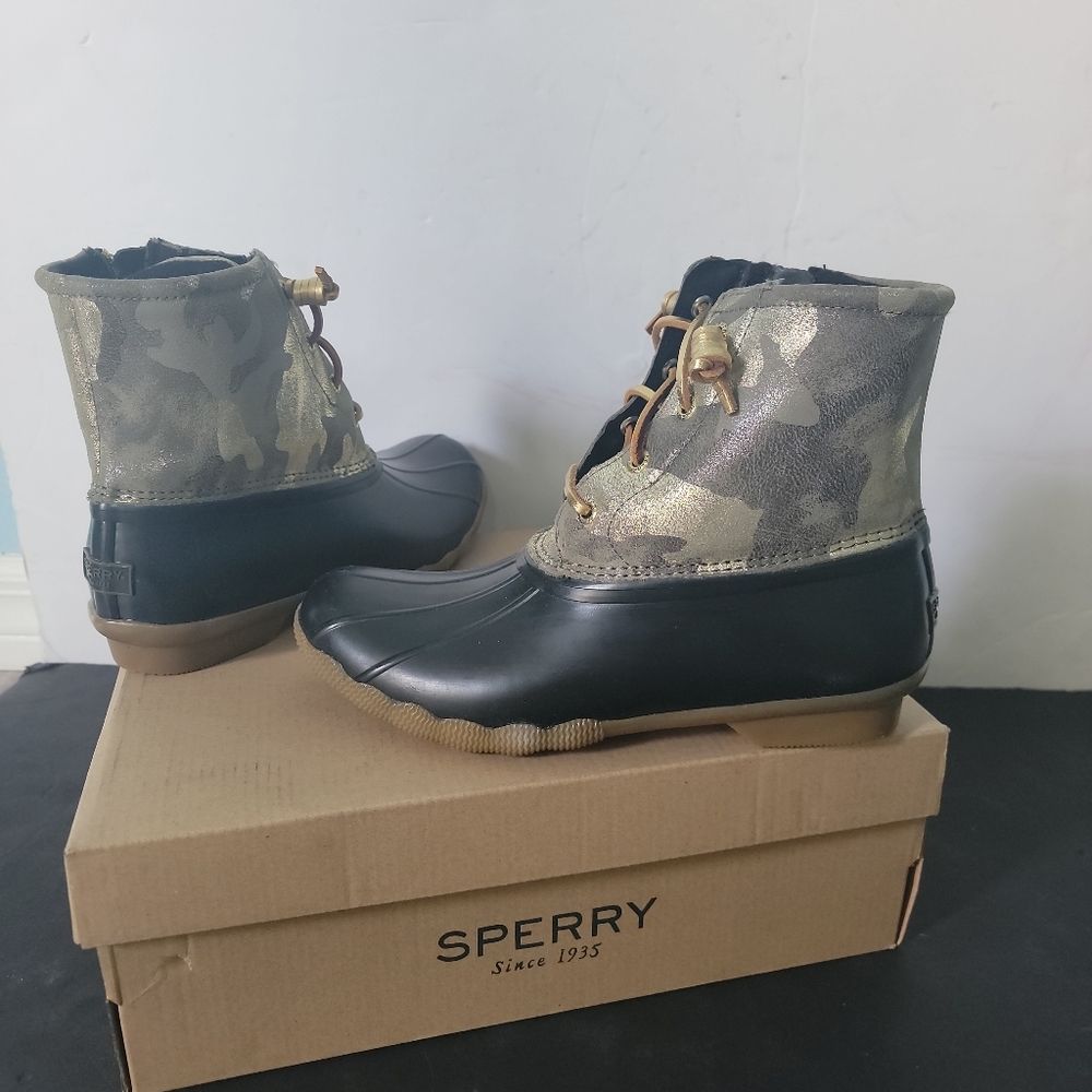 Sperry Women's Duck Boots Size 8 & 9 Saltwater Metallic Camo Olive New